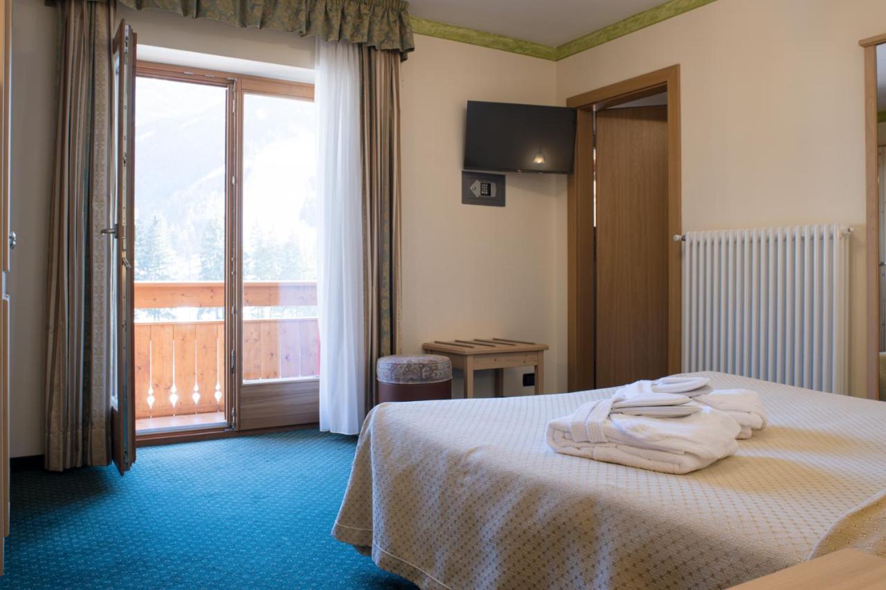 Hotel Crepei Поцца-ди-Фасса Экстерьер фото