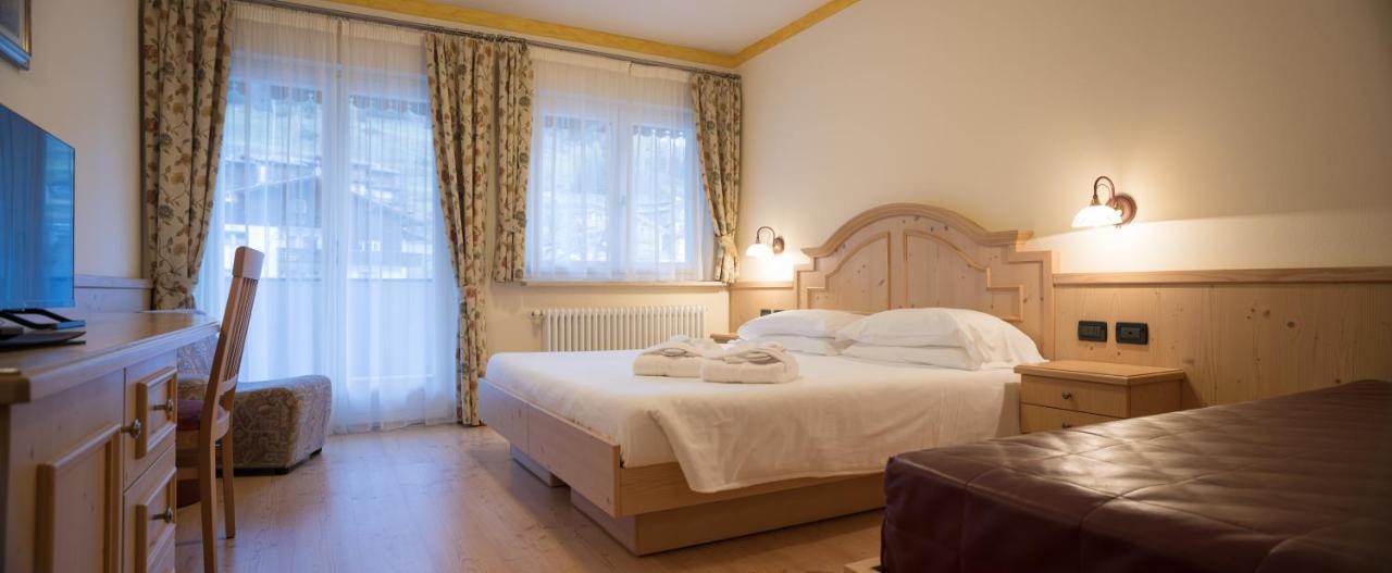 Hotel Crepei Поцца-ди-Фасса Экстерьер фото